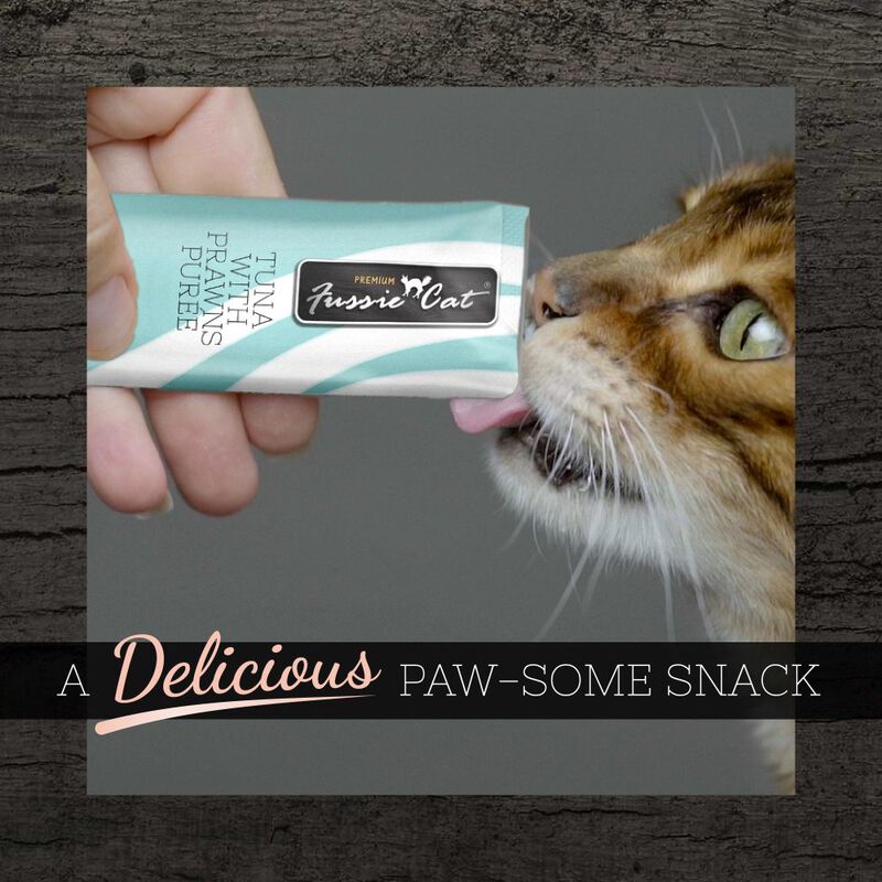 Fussie Cat Premium Puree Cat Treat, Tuna & Prawns, 4-count image number null