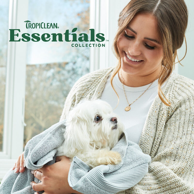 Tropiclean Essentials Hypoallergenic Shampoo for Dogs Puppies & Cats, Goat's Milk, 16-oz image number null
