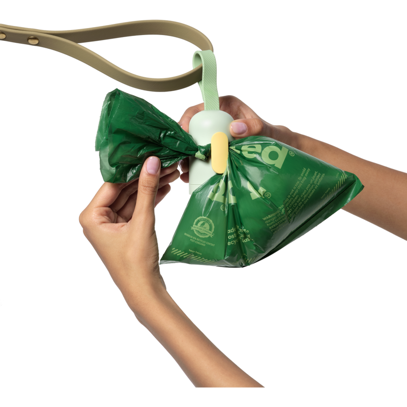 Earth Rated Leash Dispenser 2.0 with Unscented Dog Poop Bags, 15-count image number null